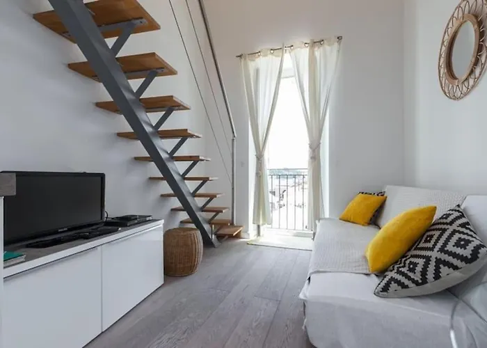Best Location, 1 Bedroom Flat